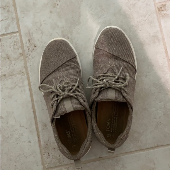 Toms sneakers - Picture 1 of 3
